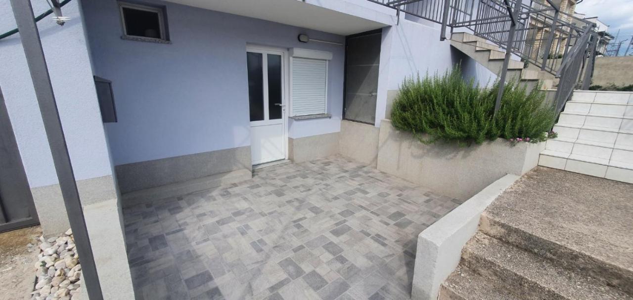 Apartmani Gabrijel Нови Винодолски Екстериор снимка