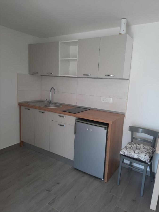 Apartmani Gabrijel Нови Винодолски Екстериор снимка